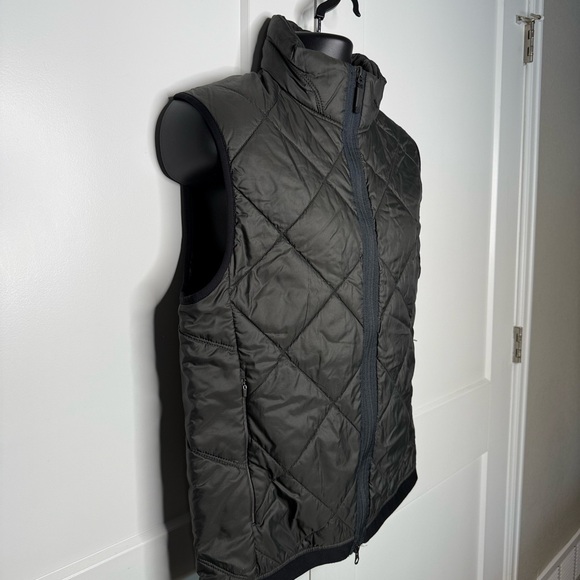 Frauenschuh Packable Puffer Vest - Picture 2 of 8
